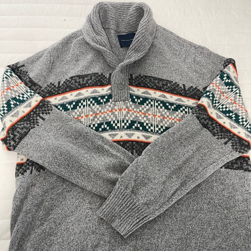 American Eagle Sweater